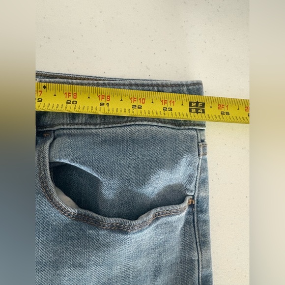 Old Navy Light Wash High Rise Straight Jeans Plus size 28 GUC 556 - Picture 6 of 8